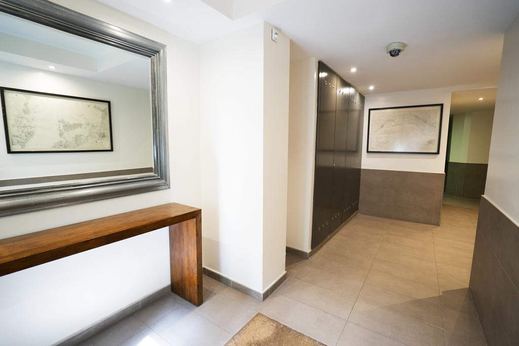 ברצלונה Serennia Cest Apartamentos Arc De Triomf מראה חיצוני תמונה