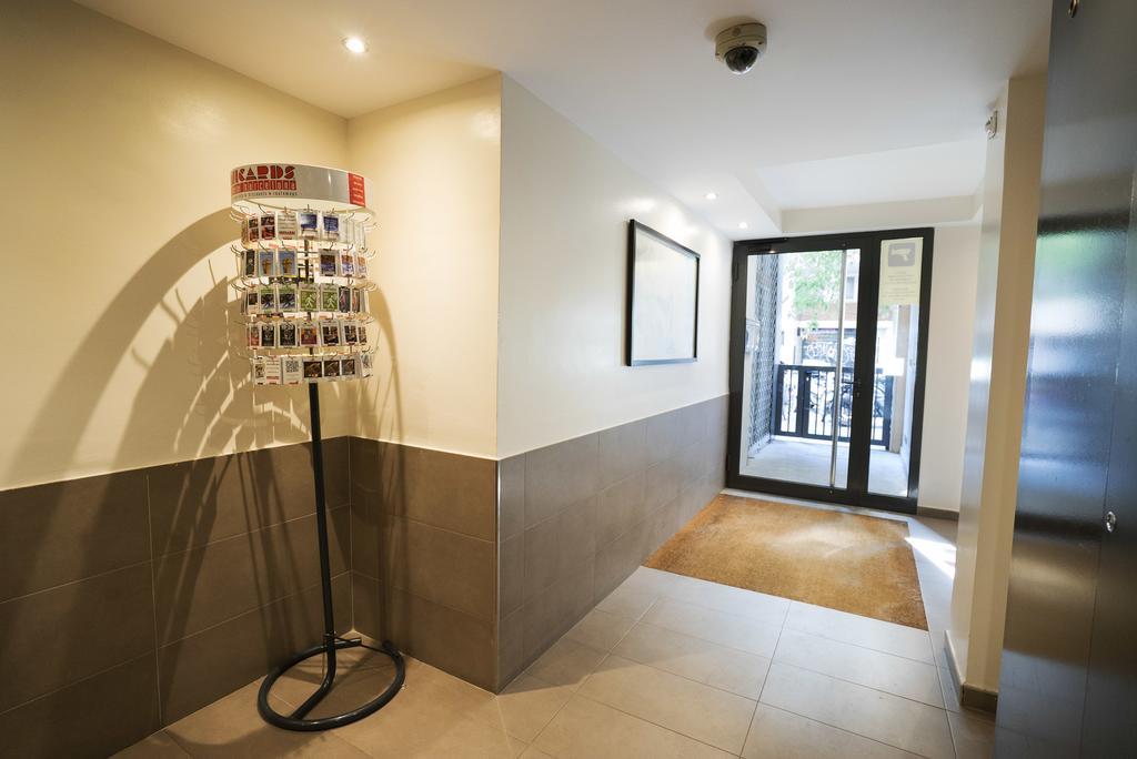 ברצלונה Serennia Cest Apartamentos Arc De Triomf מראה חיצוני תמונה
